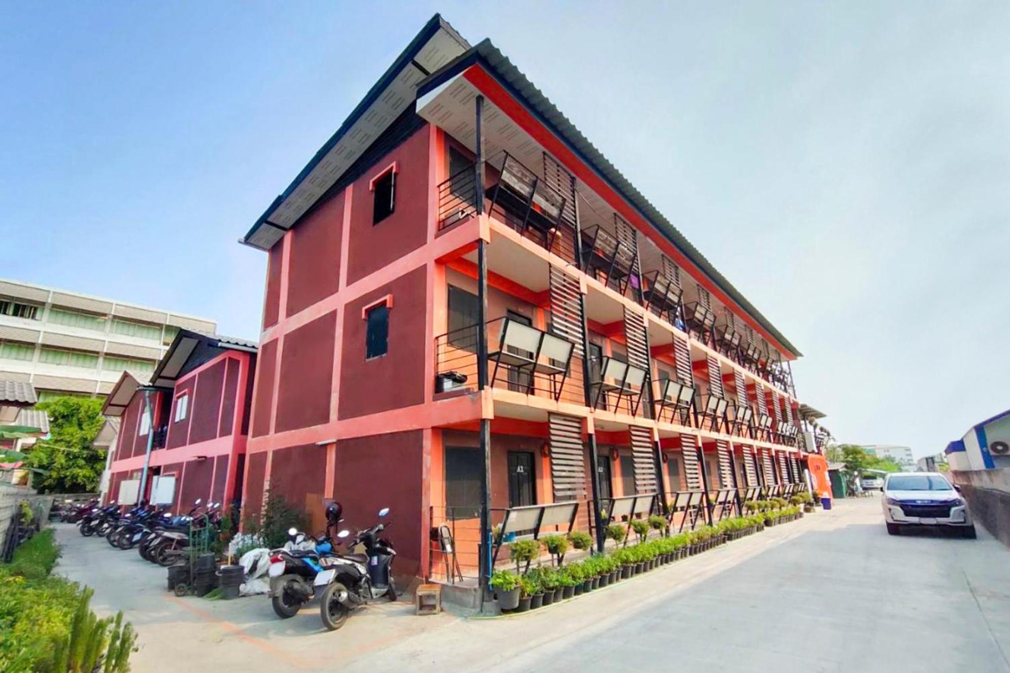 Oyo 560 Chang Hostel Suvarnabhumi Μπανγκόκ Εξωτερικό φωτογραφία