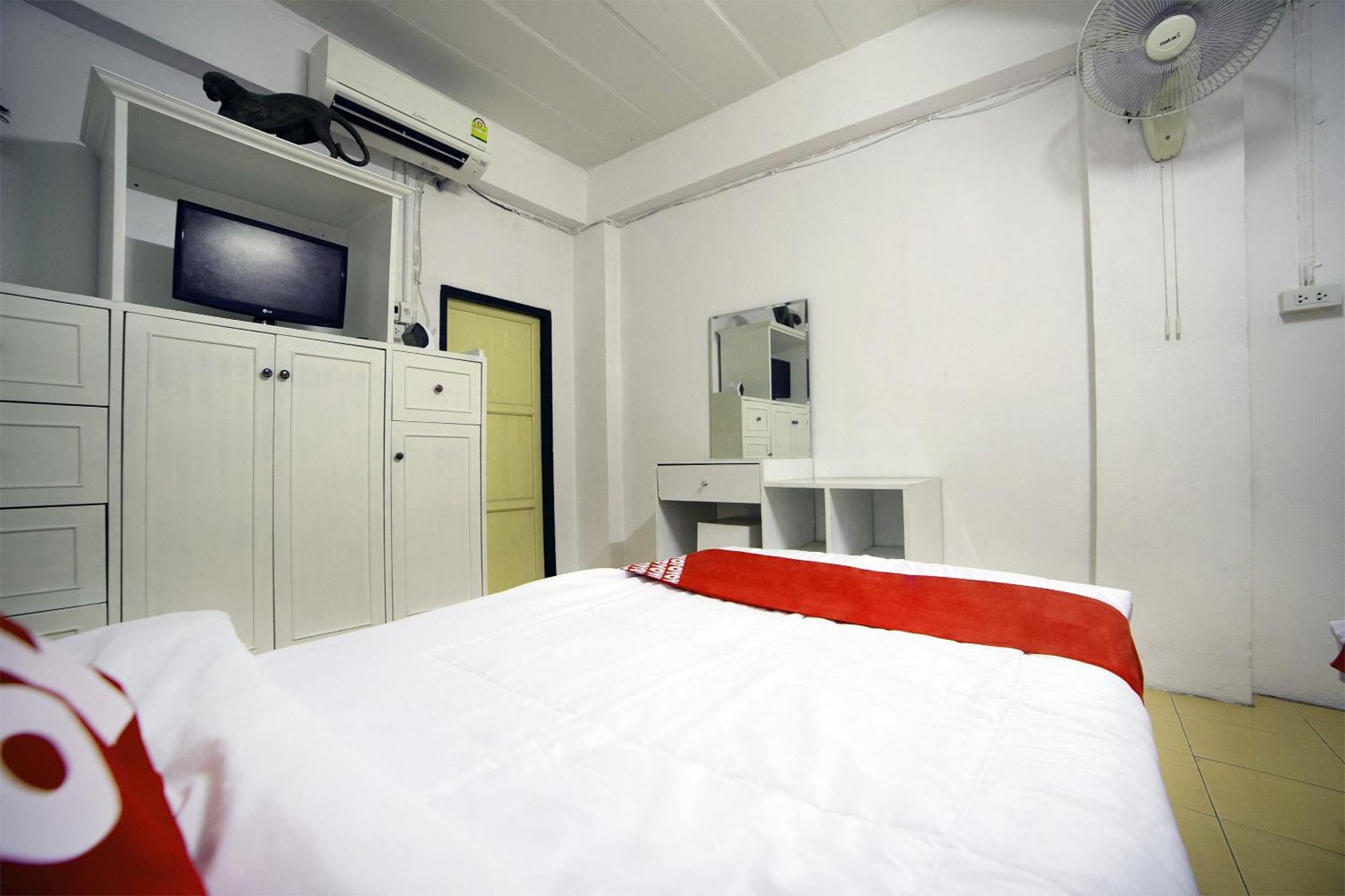 Oyo 560 Chang Hostel Suvarnabhumi Μπανγκόκ Εξωτερικό φωτογραφία